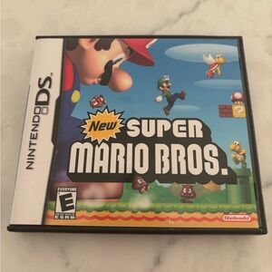 Nintendo New Super Mario Bros. for DS - Red, Blue, Green